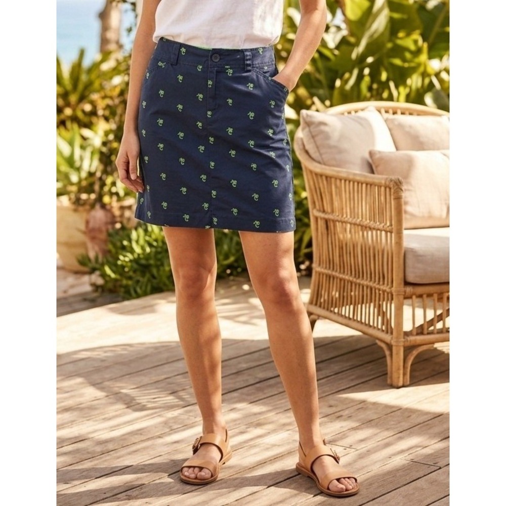Lilly Pulitzer Skirt Palm Tree Embroidered Sz 2 Navy Chino Beach Coastal Preppy